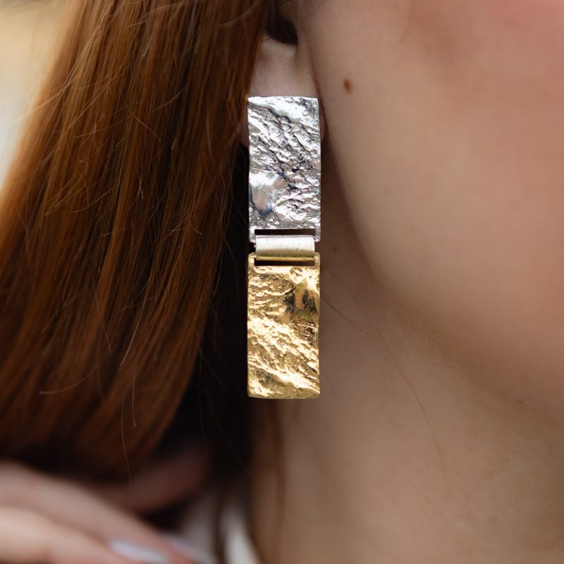 Pendientes Grieta Dorada